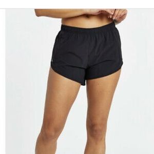 Oiselle Flyout Black Running Shorts Size 4